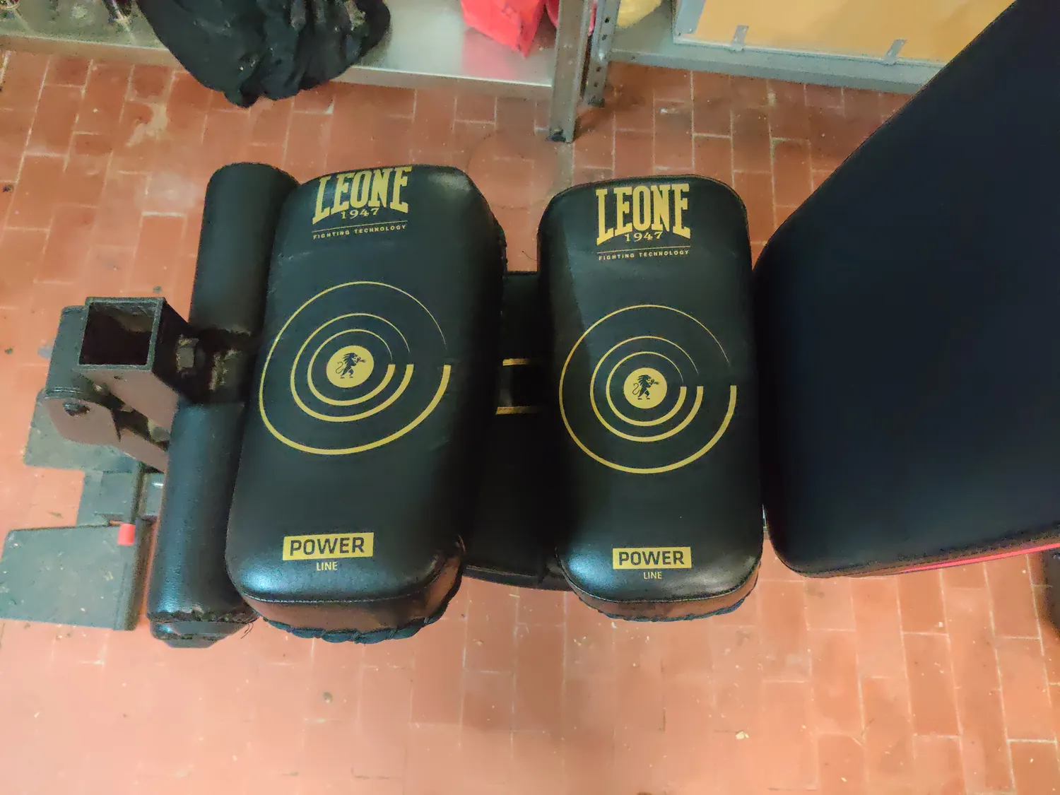 Leone1947 Power Line GM420 pao maestro boxe nero paio