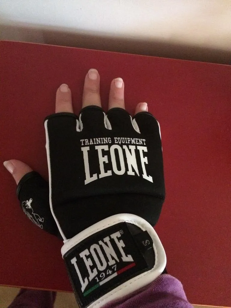 Leone1947 GK093 guanti fit-boxe M leggeri