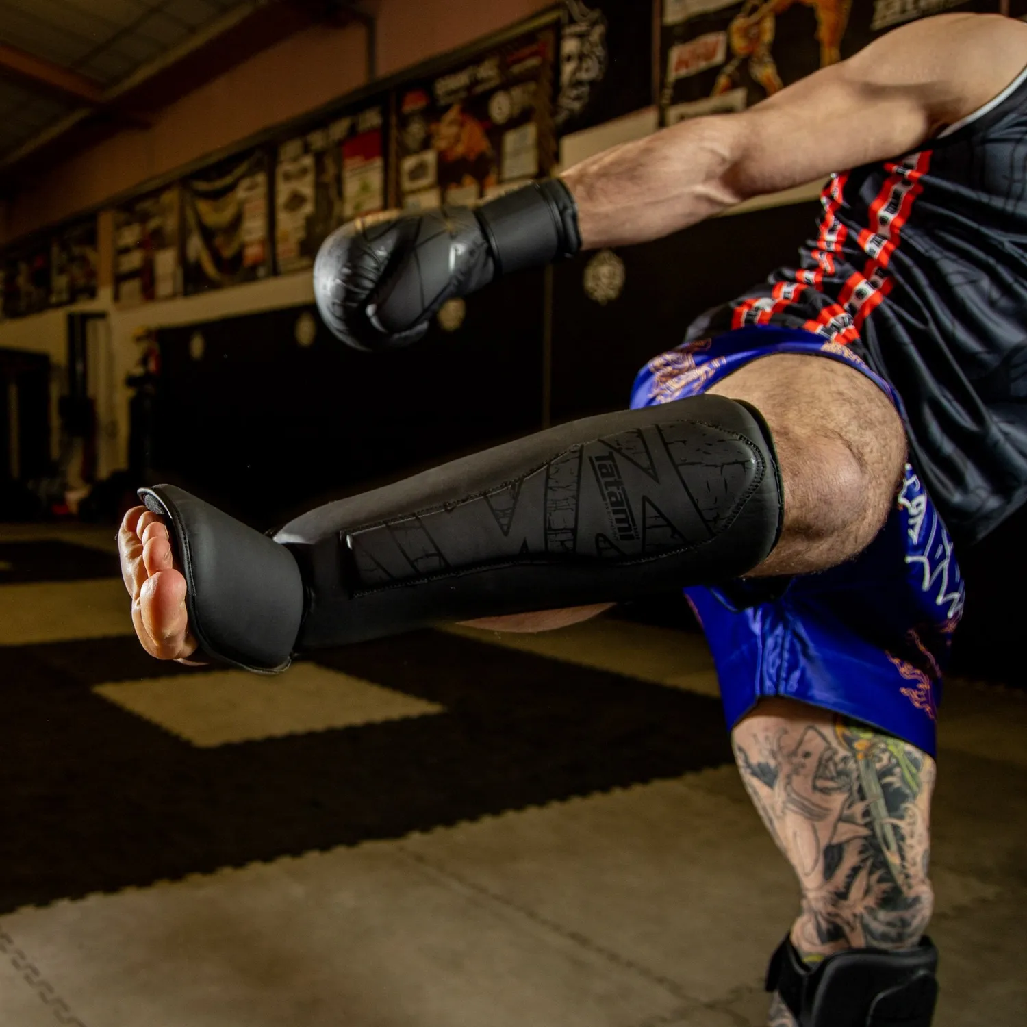 Tatami Fightwear Obsidian parastinchi nero muay thai