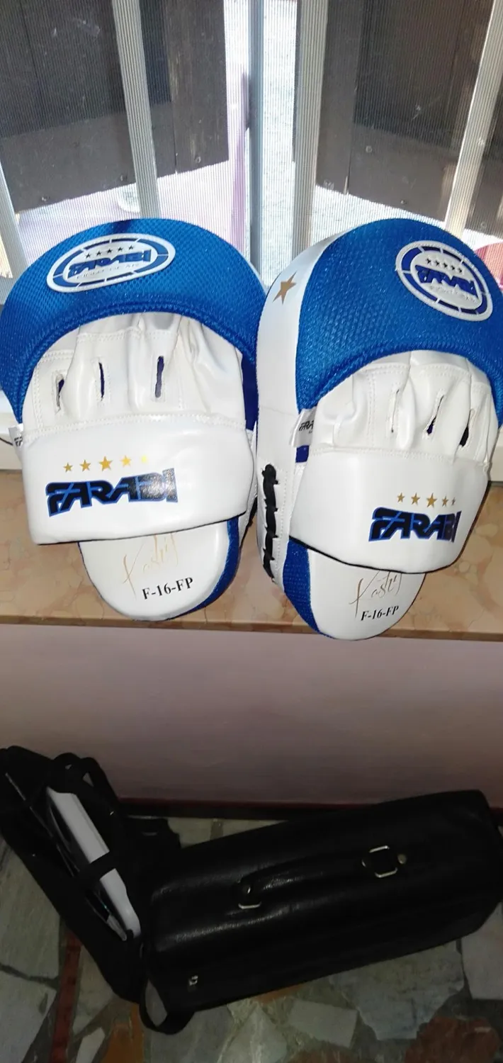 Farabi Sports colpitori curvi da boxe neri