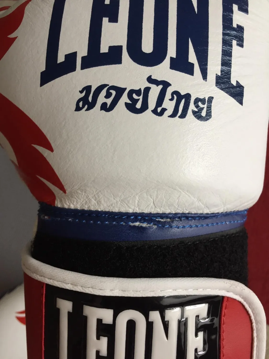 Leone 1947 Muay Thai Single Guantoni Boxe 10 oz Pelle Neri
