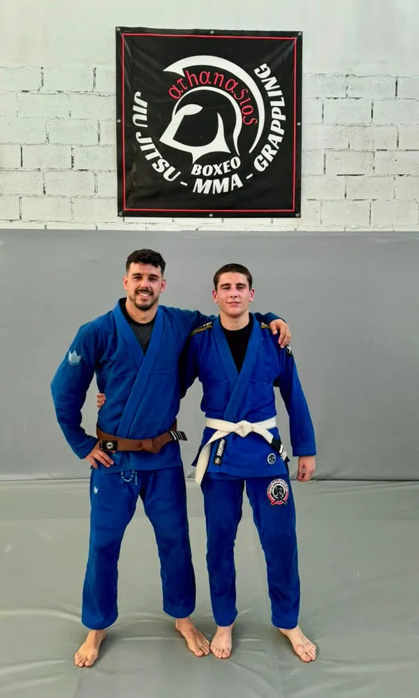 Tatami Nova Absolute kimono BJJ bianco leggero con cintura