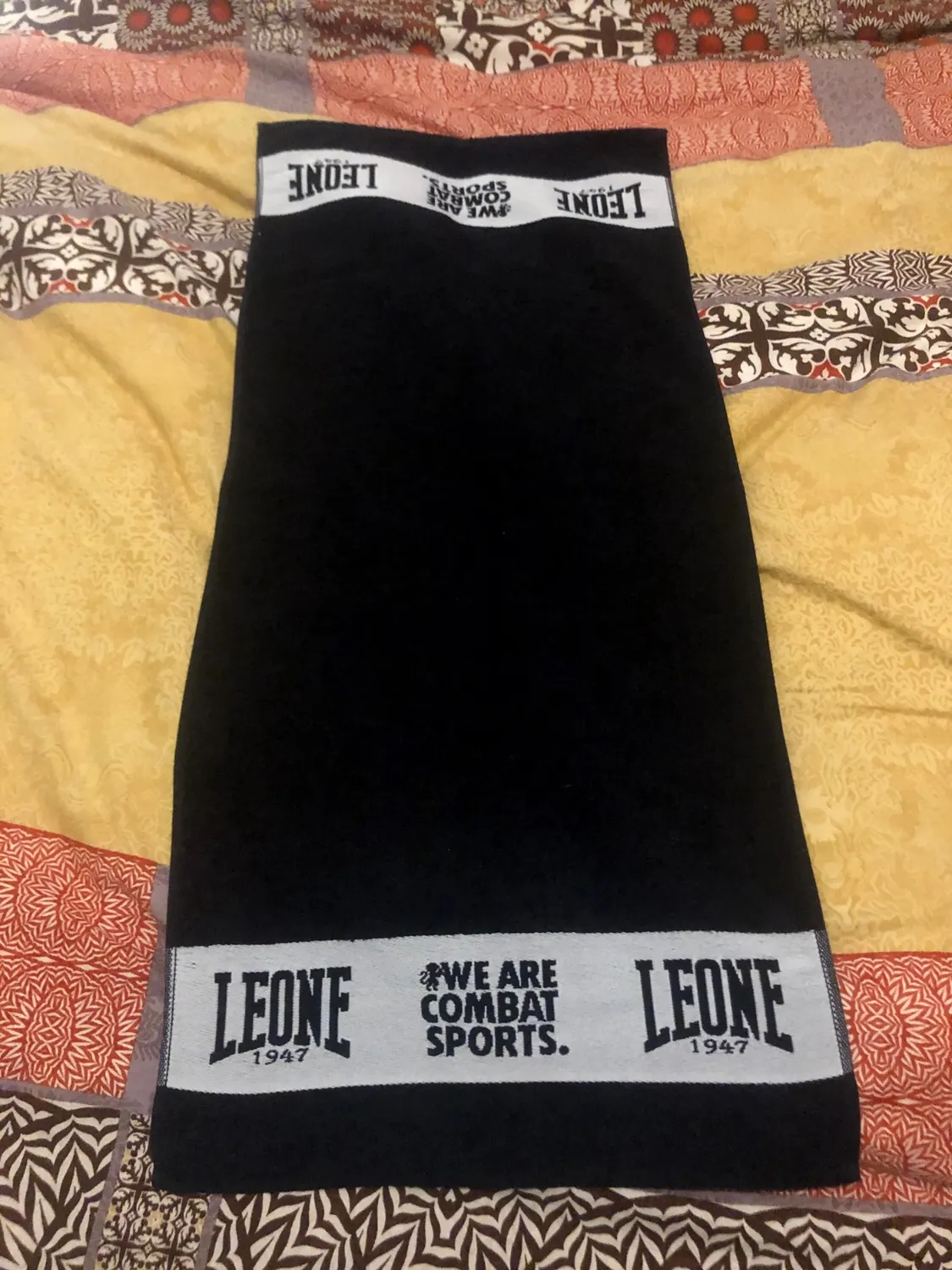 Leone 1947 AC915 telo panca nero in spugna palestra