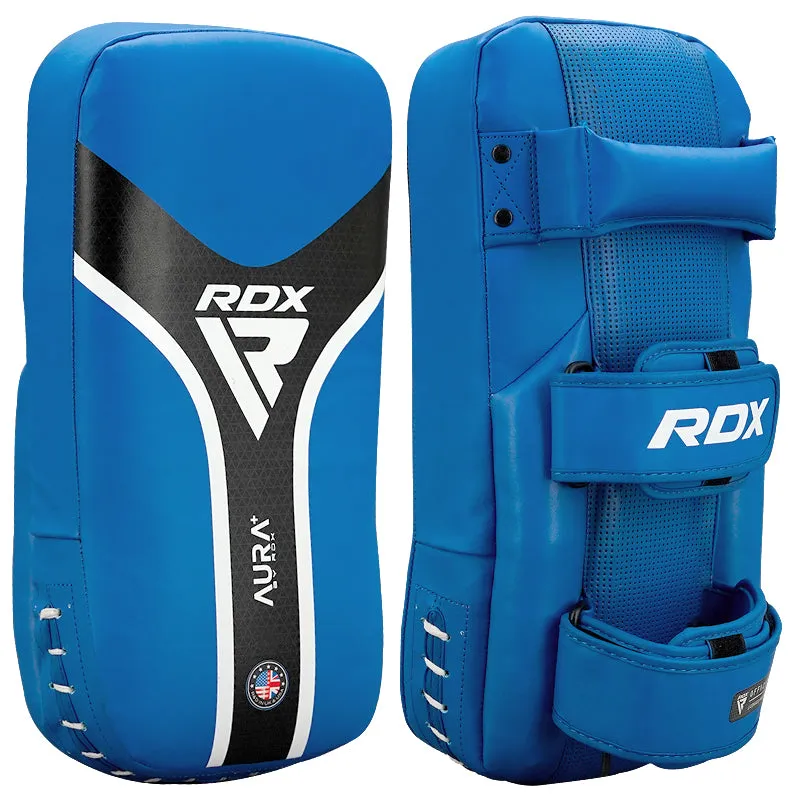 RDX Aura Plus T-17 Scudo Braccio Boxe Rosso MMA