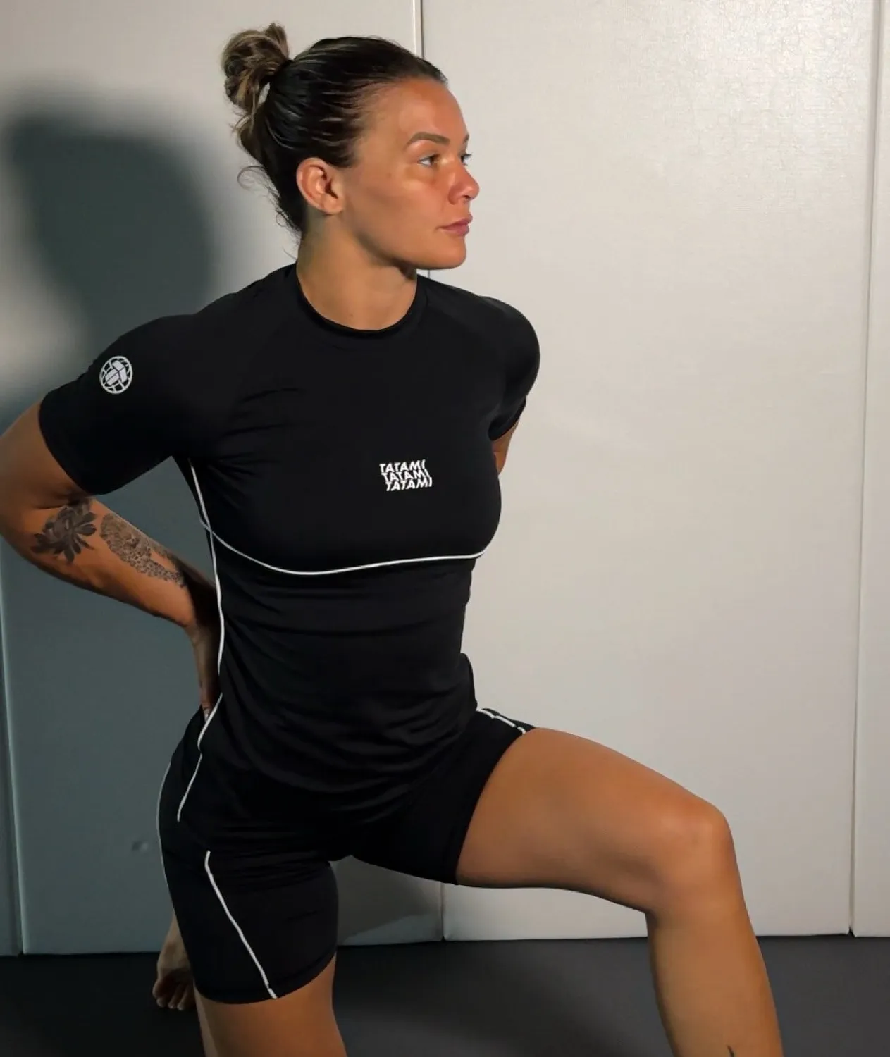 Tatami Fightwear Contour rashguard donna nera manica corta