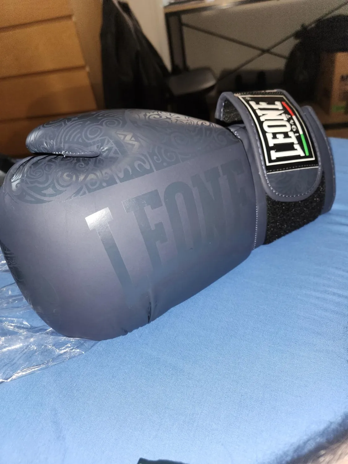 Leone1947 Maori guantoni da boxe rosa velcro