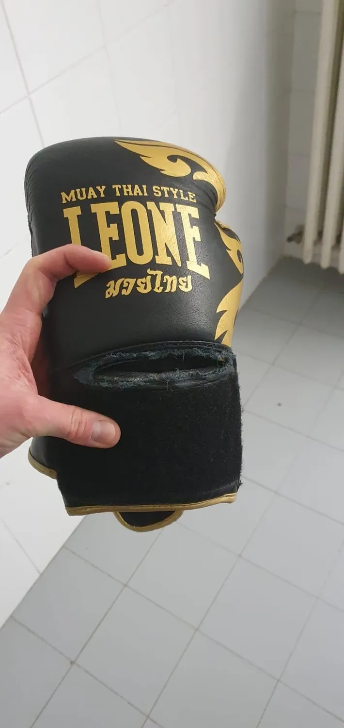 Leone 1947 Muay Thai Single Guantoni Boxe 10 oz Pelle Neri
