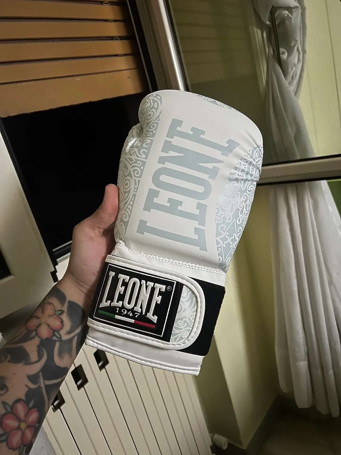 Leone1947 Maori guantoni da boxe rosa velcro