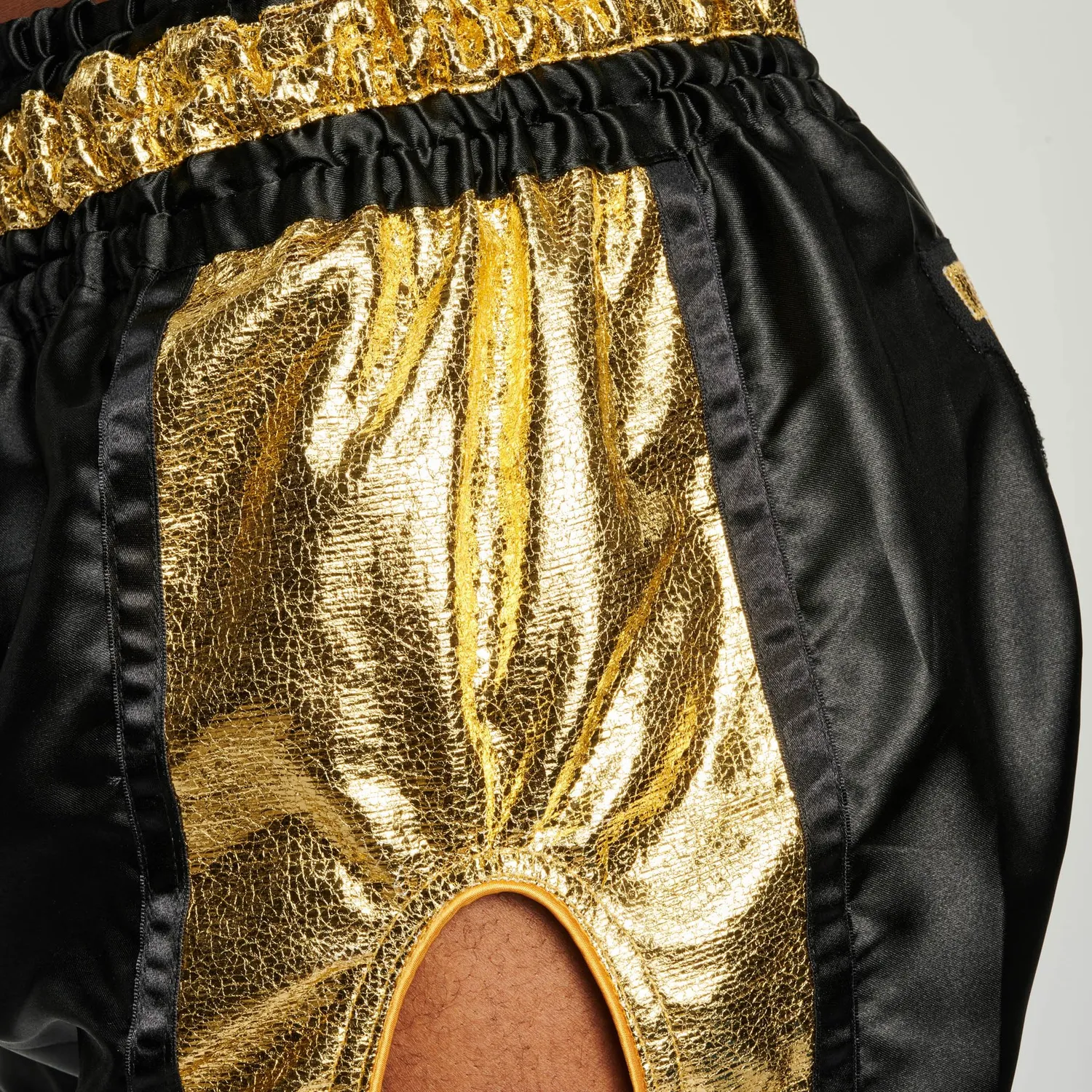 Leone 1947 Khao Lak Shorts Thai Kickboxing Unisex S dorato