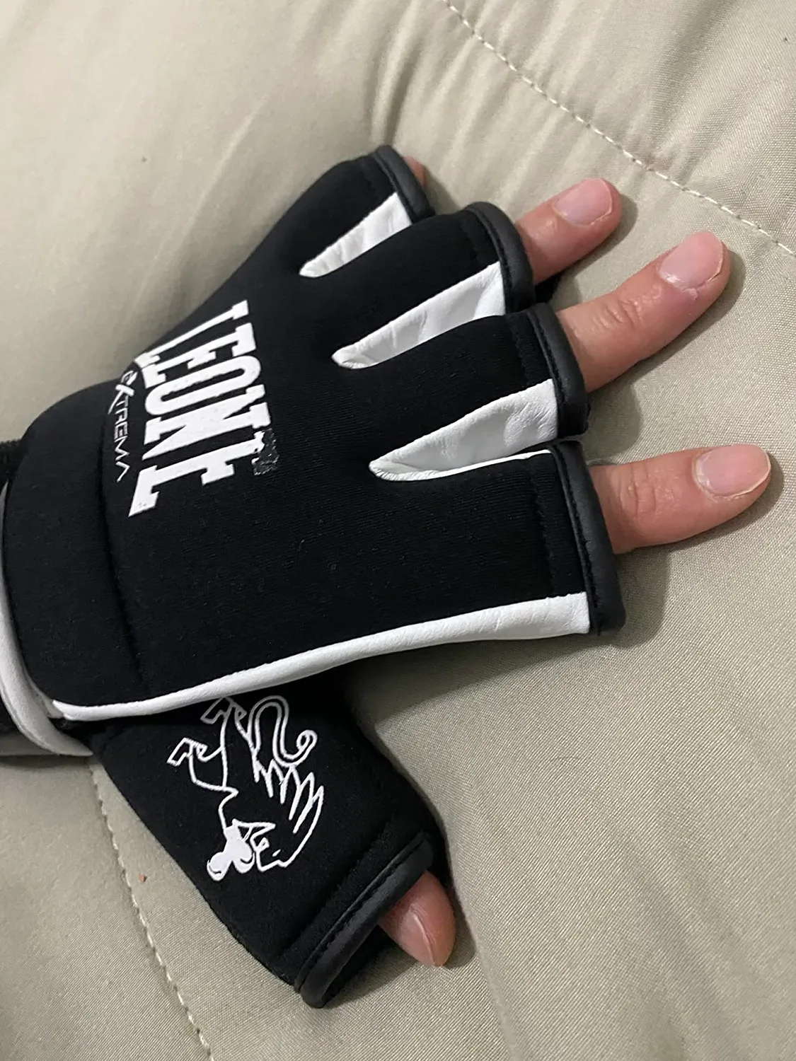 Leone1947 GK093 guanti fit-boxe M leggeri