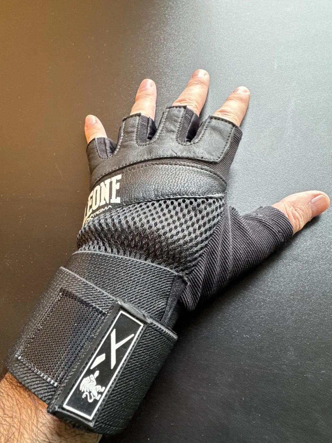 Leone1947 Extrema GK201 guanti fitness palestra S/M pelle