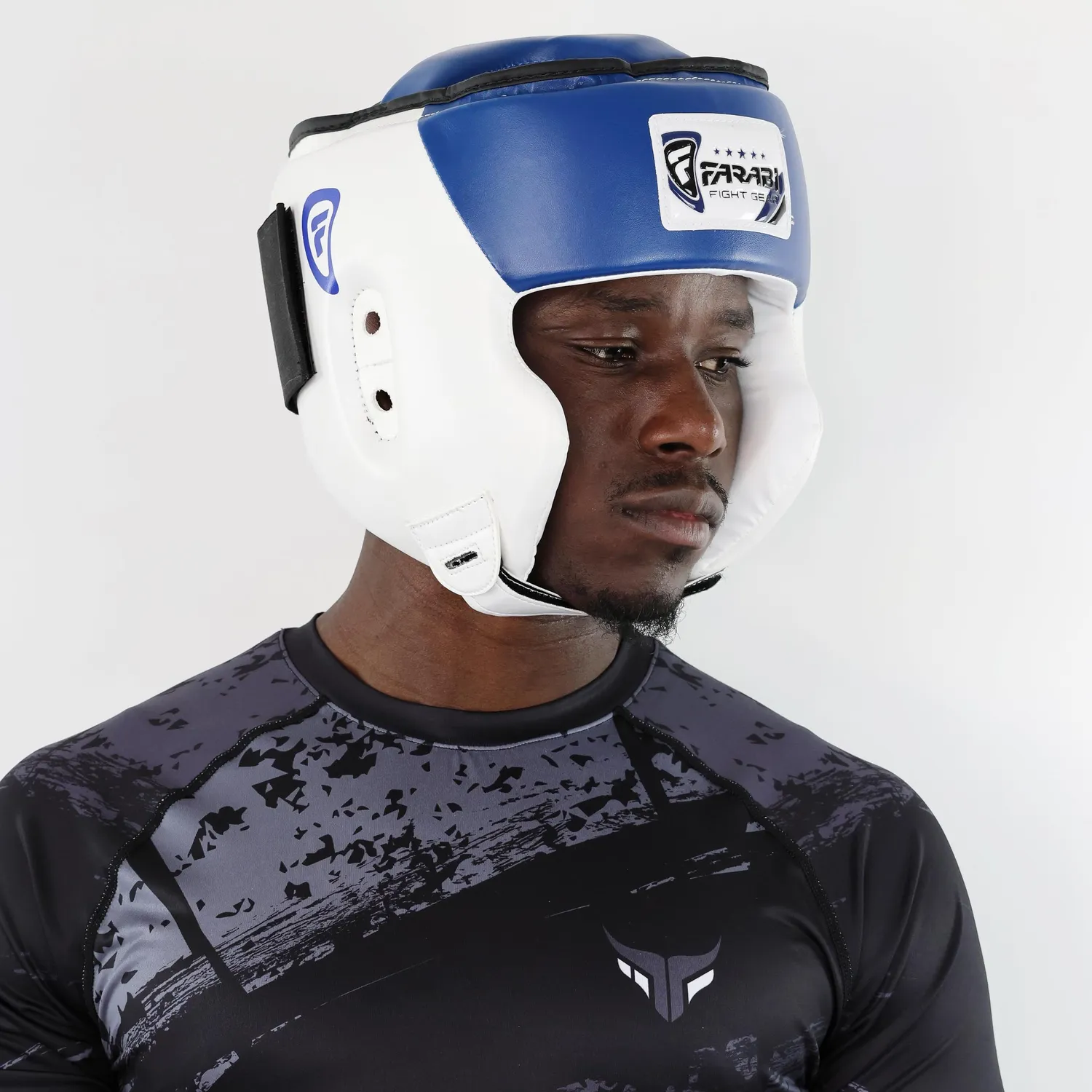 Farabi caschetto boxe open face L finta pelle