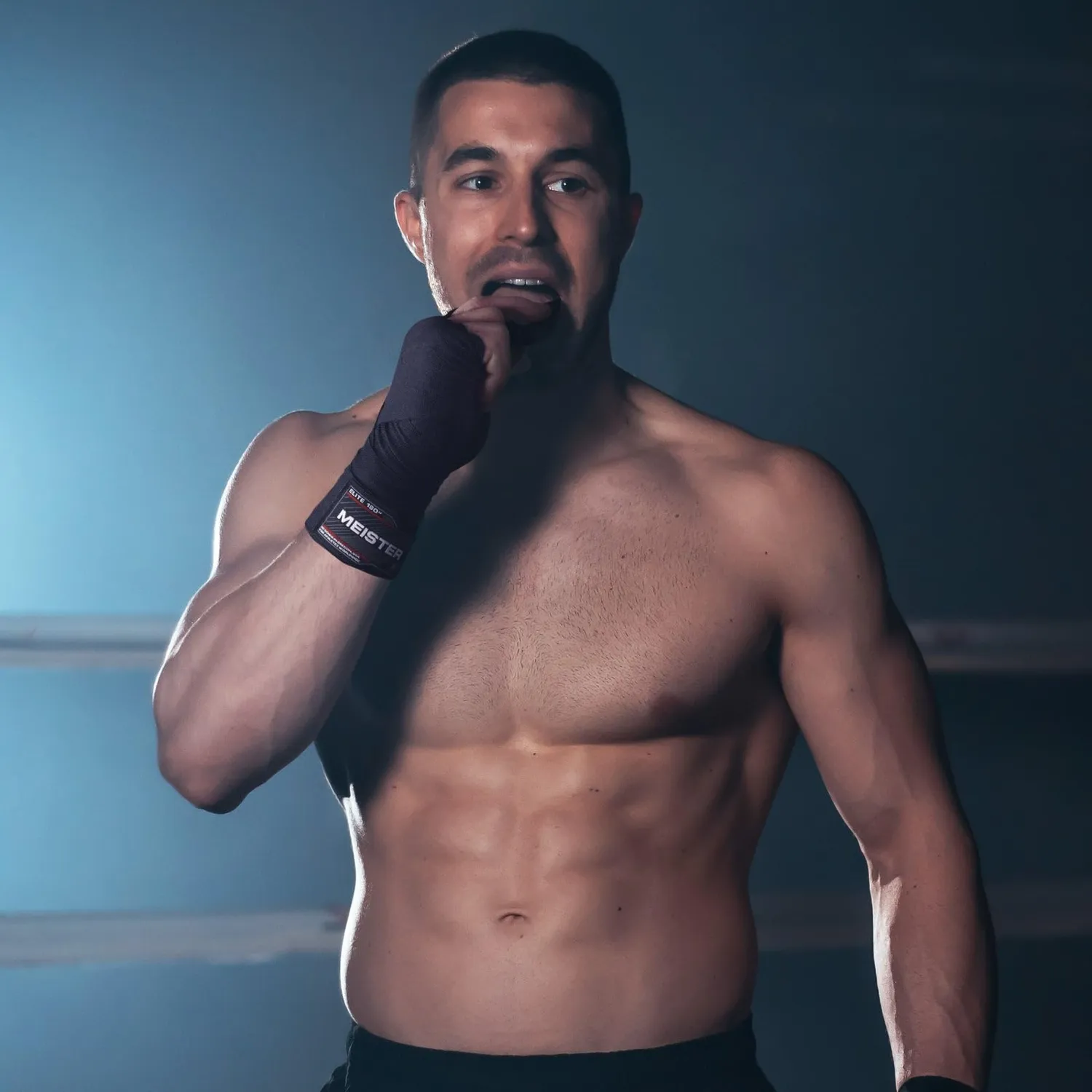 Meister MMA paradenti singolo modellabile con custodia