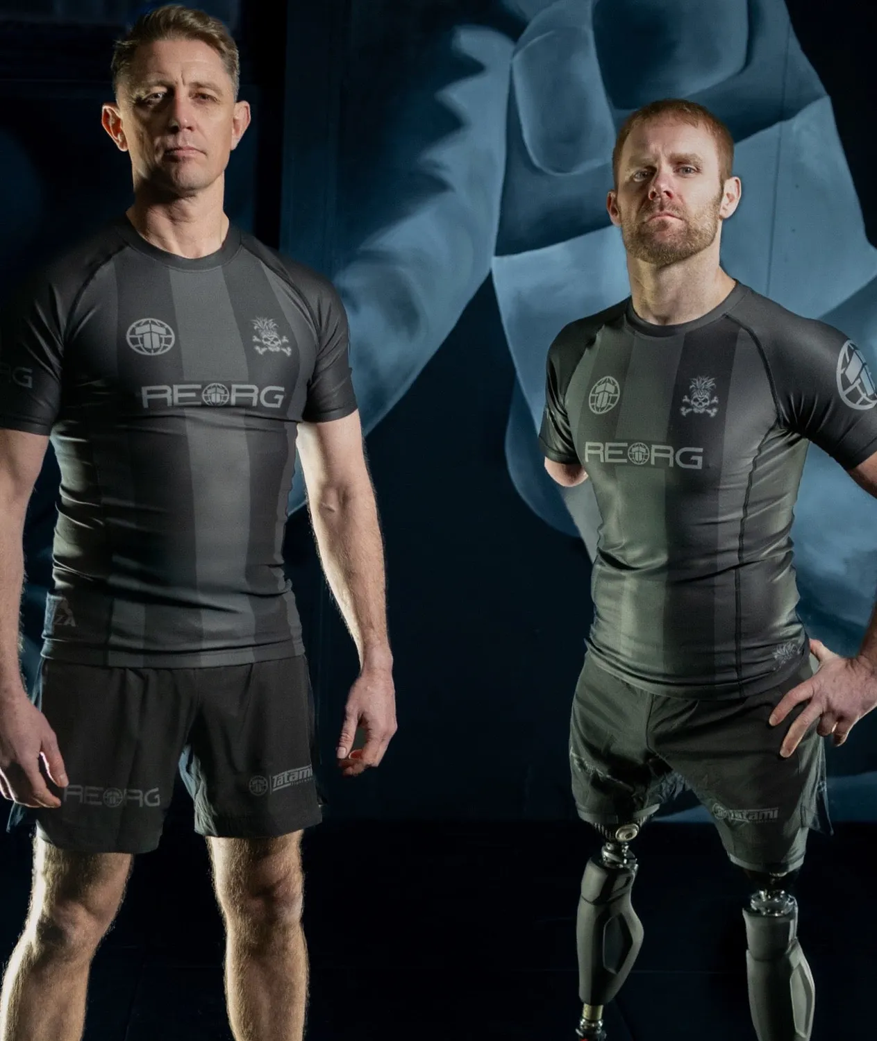 Tatami Fightwear Reorg Striped rash guard nera grigia maniche corte