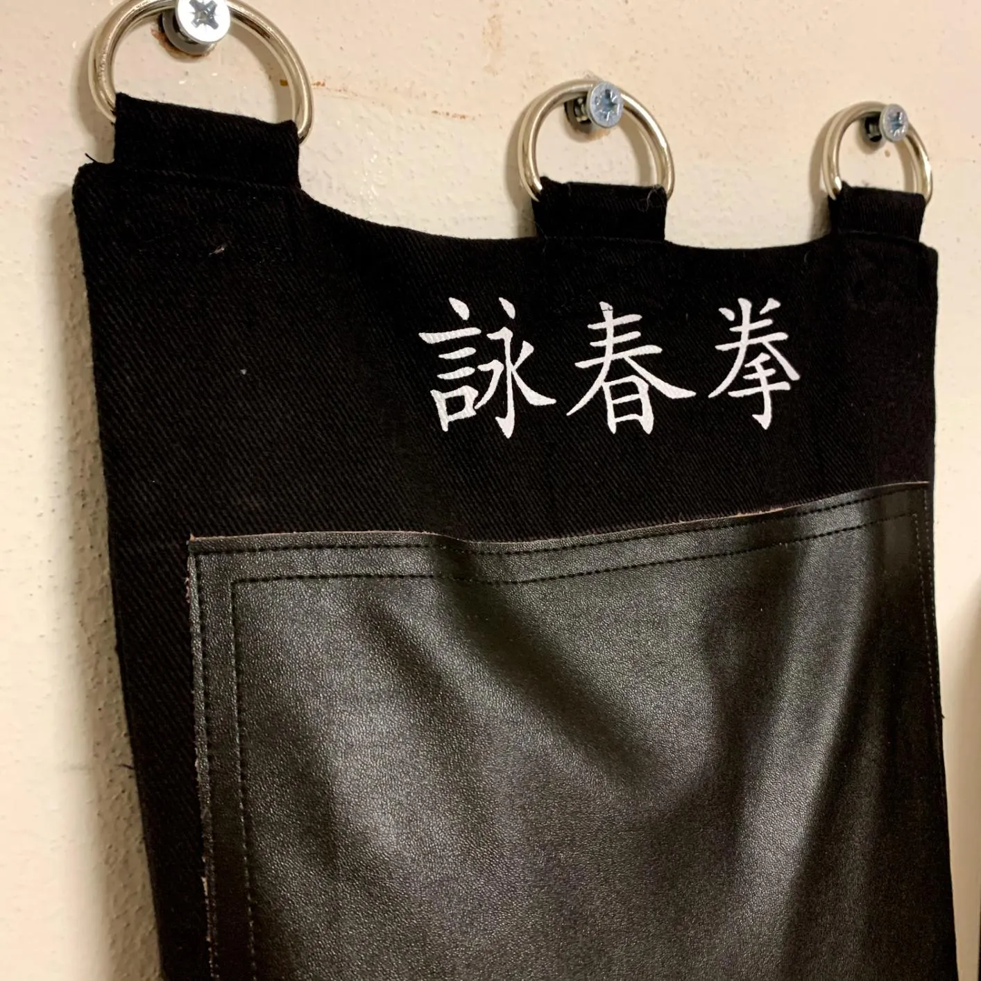 TAO Wall Bag Wing Chun Pelle PU 3 Sezioni 90 cm