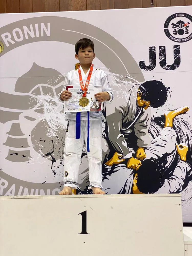 Tatami Nova Absolute kimono BJJ bimbo bianco leggero