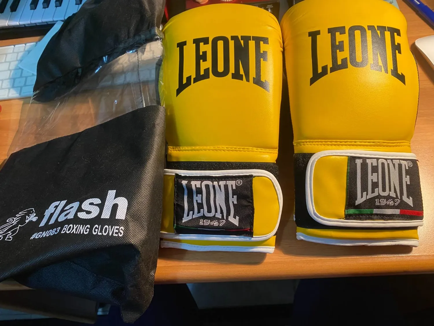 Leone 1947 Flash guanti boxe fuxia allenamento sacco