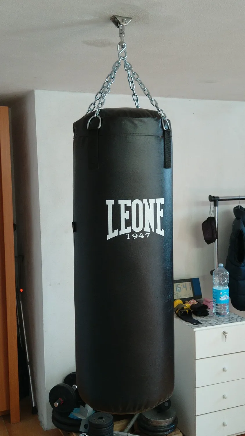 Leone 1947 AT832 sacco boxe 30 kg nero Made in Italy
