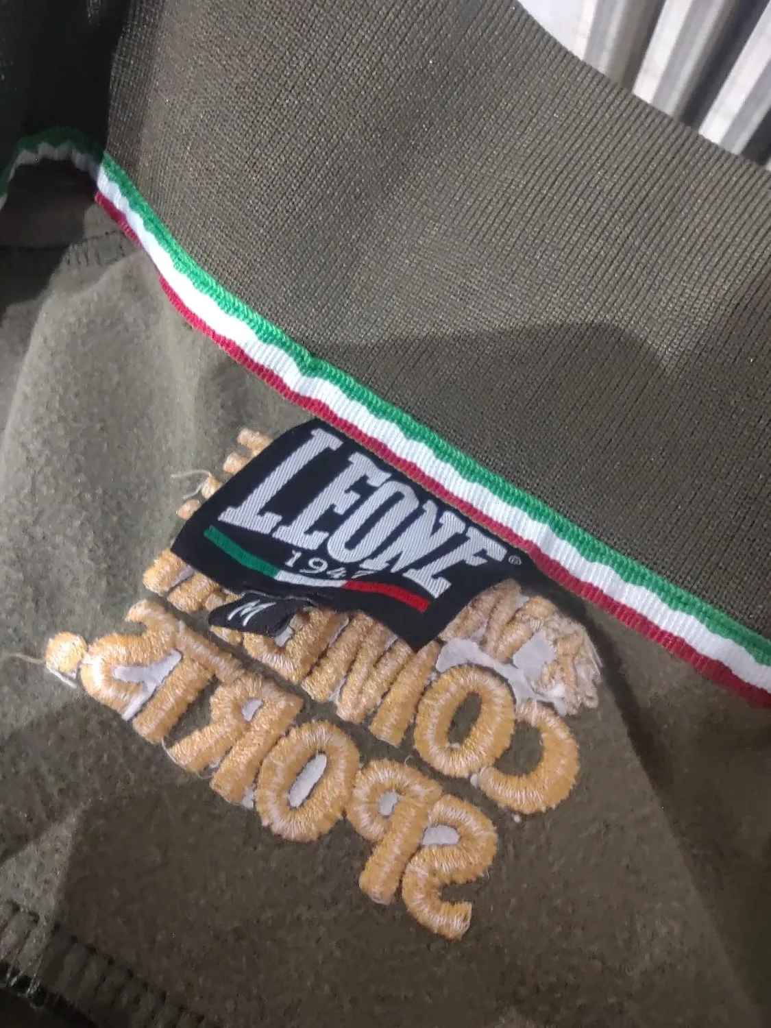 Leone1947 AB300 tuta premium boxe poliestere oro