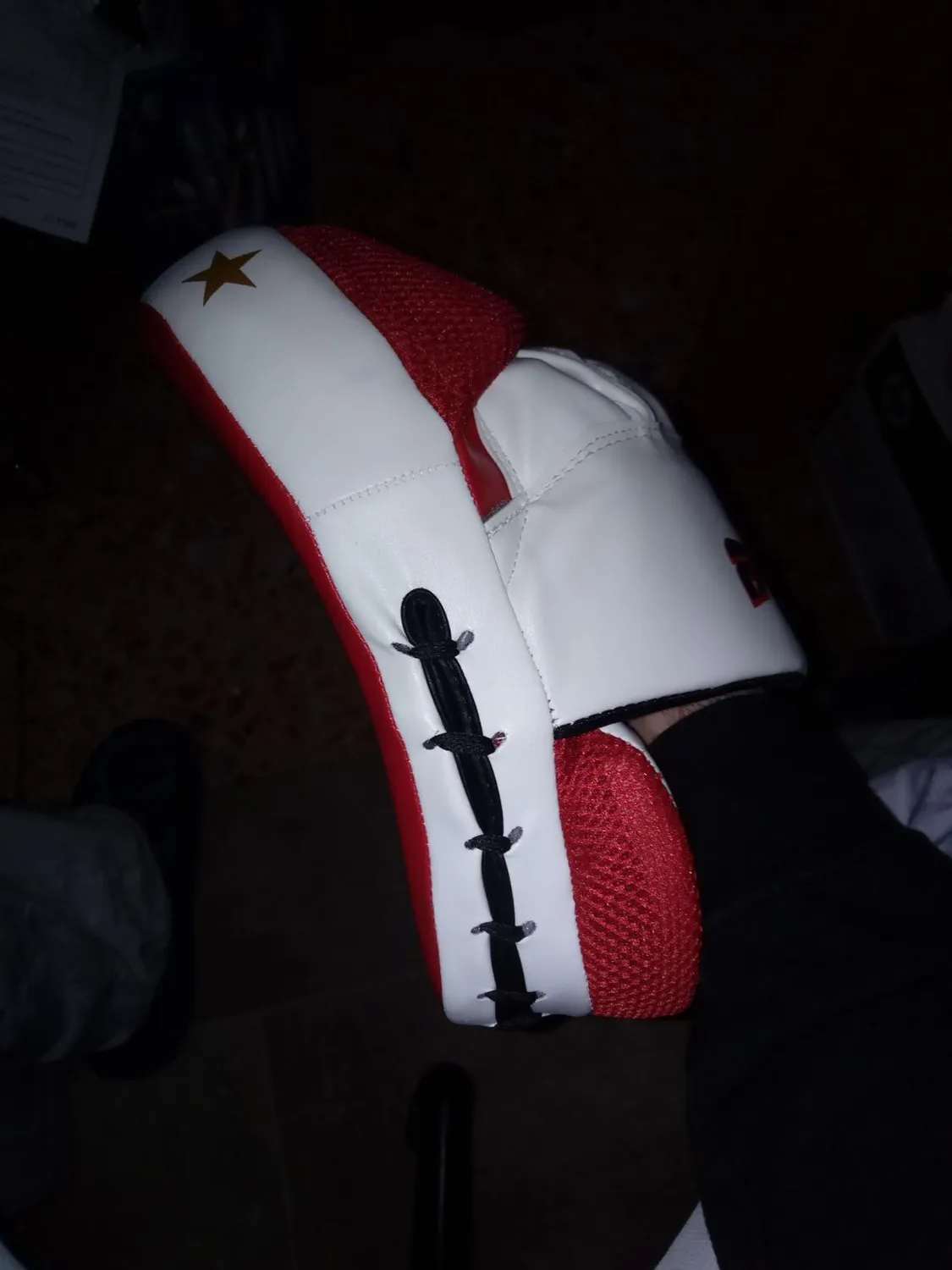Farabi Sports colpitori curvi da boxe neri