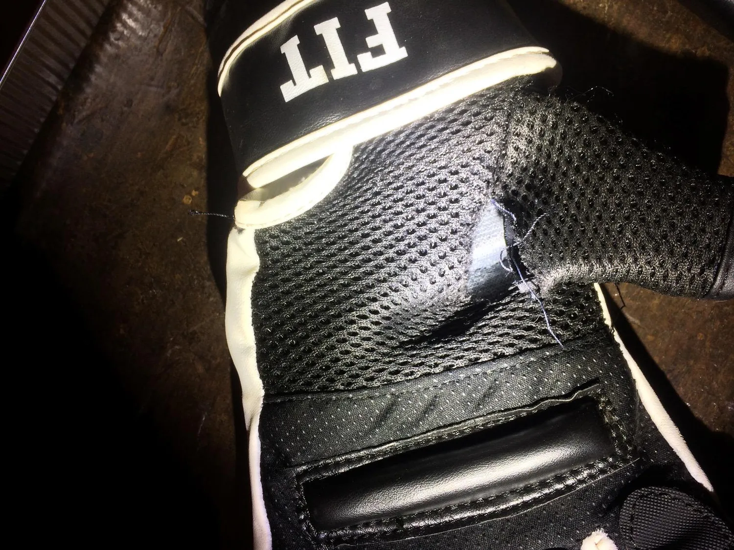 Leone1947 GK093 guanti fit-boxe M leggeri