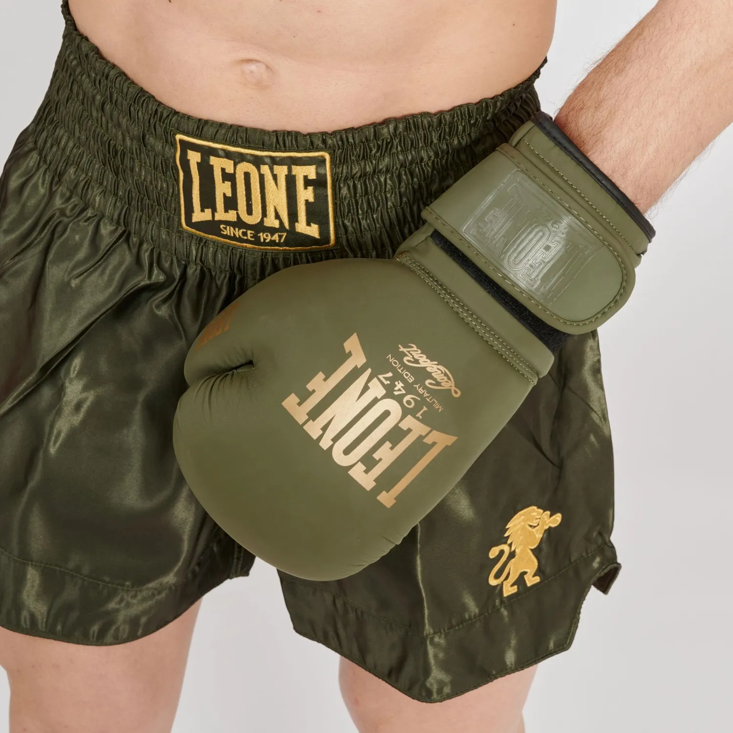 Leone 1947 Kick Basic 2 pantaloncini kickboxing satin