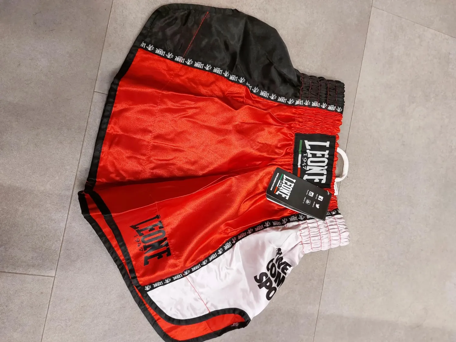 Leone 1947 Training Pantaloncino Kick Thai Satin Leggero