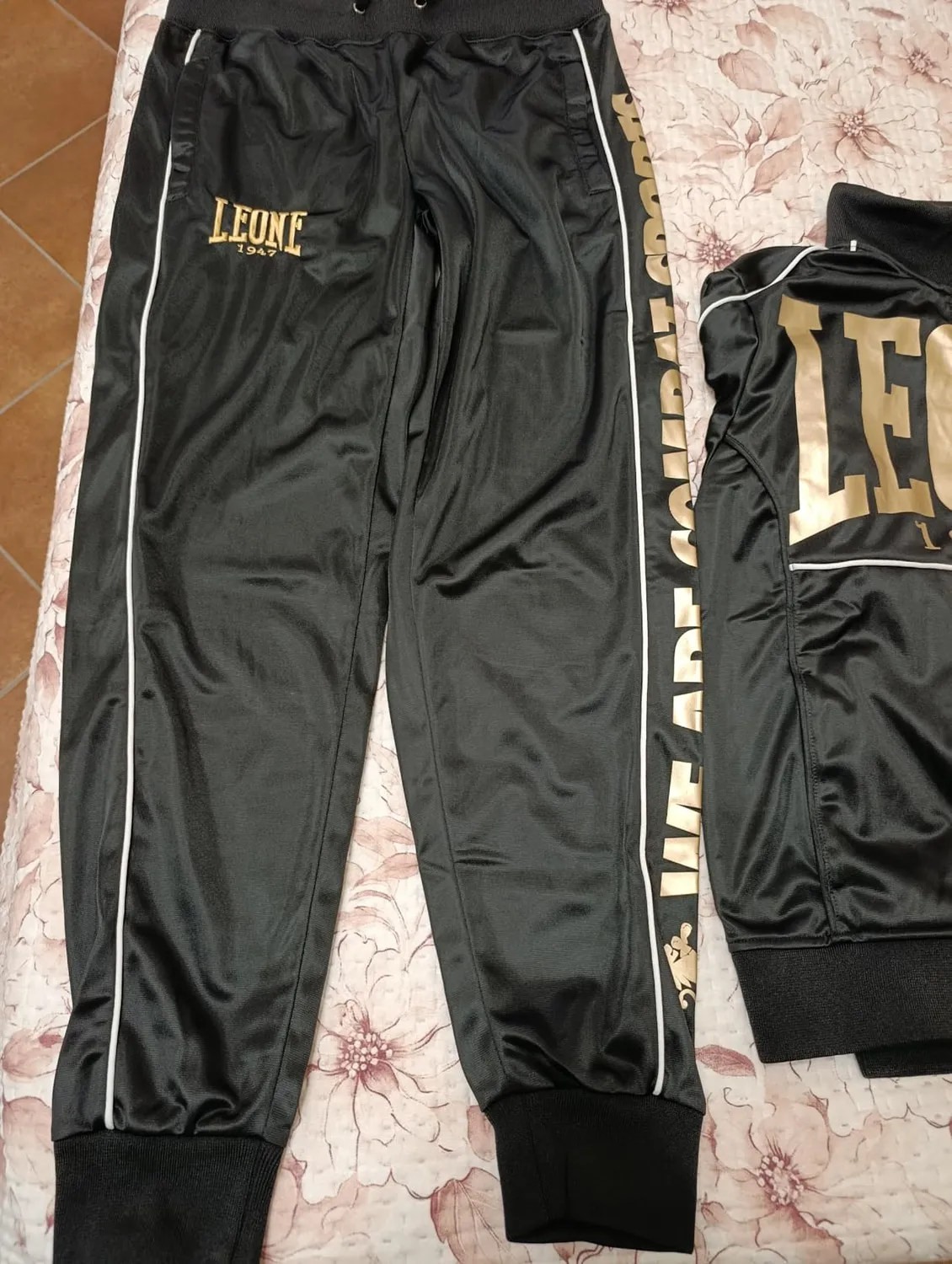 Leone1947 AB300 Premium tuta nera oro