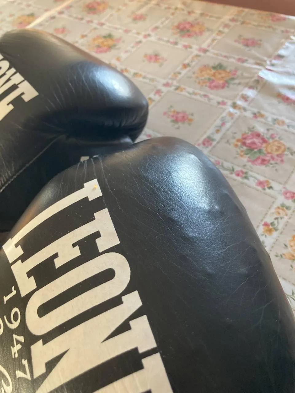 Leone 1947 The Greatest guanti boxe 12 oz pelle