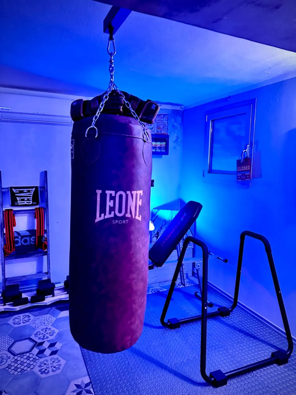 Leone 1947 Vintage sacco da boxe con catene Made in Italy