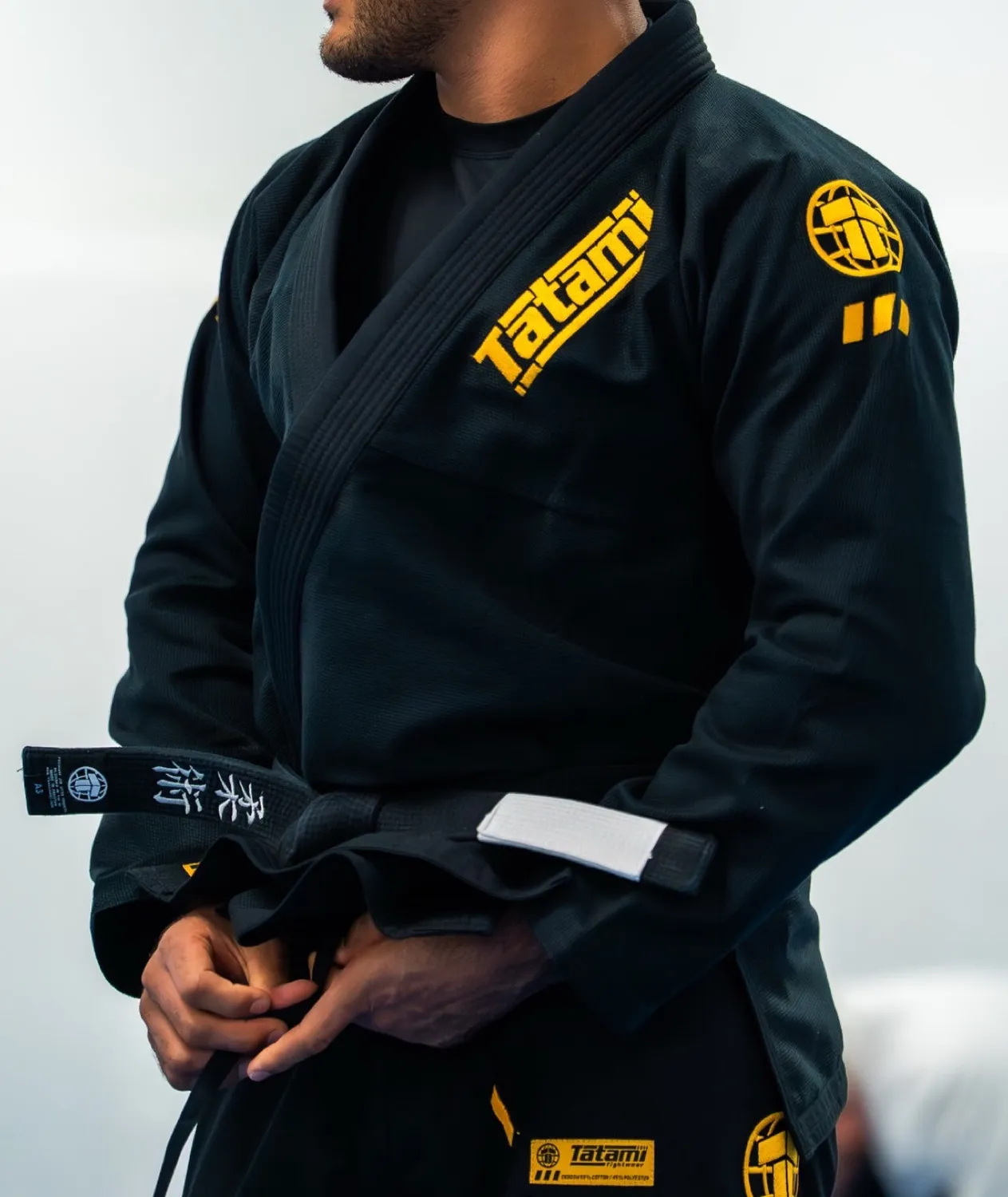 Tatami Pro Series Black Gold kimono BJJ leggero