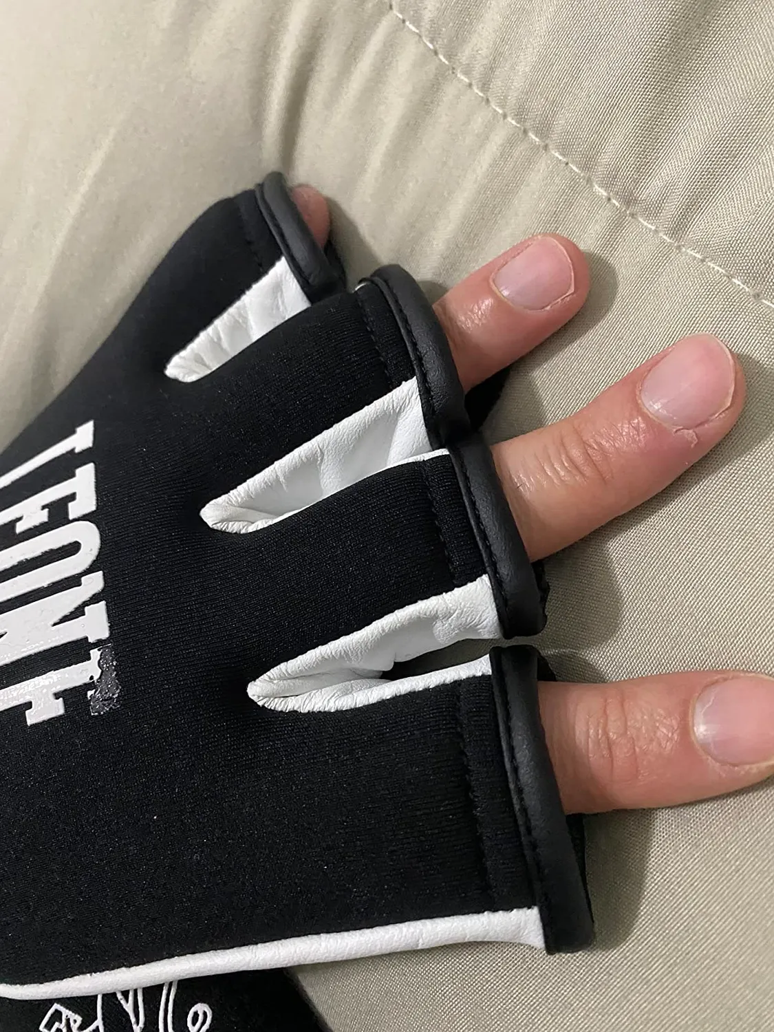 Leone1947 GK093 guanti fit-boxe M leggeri