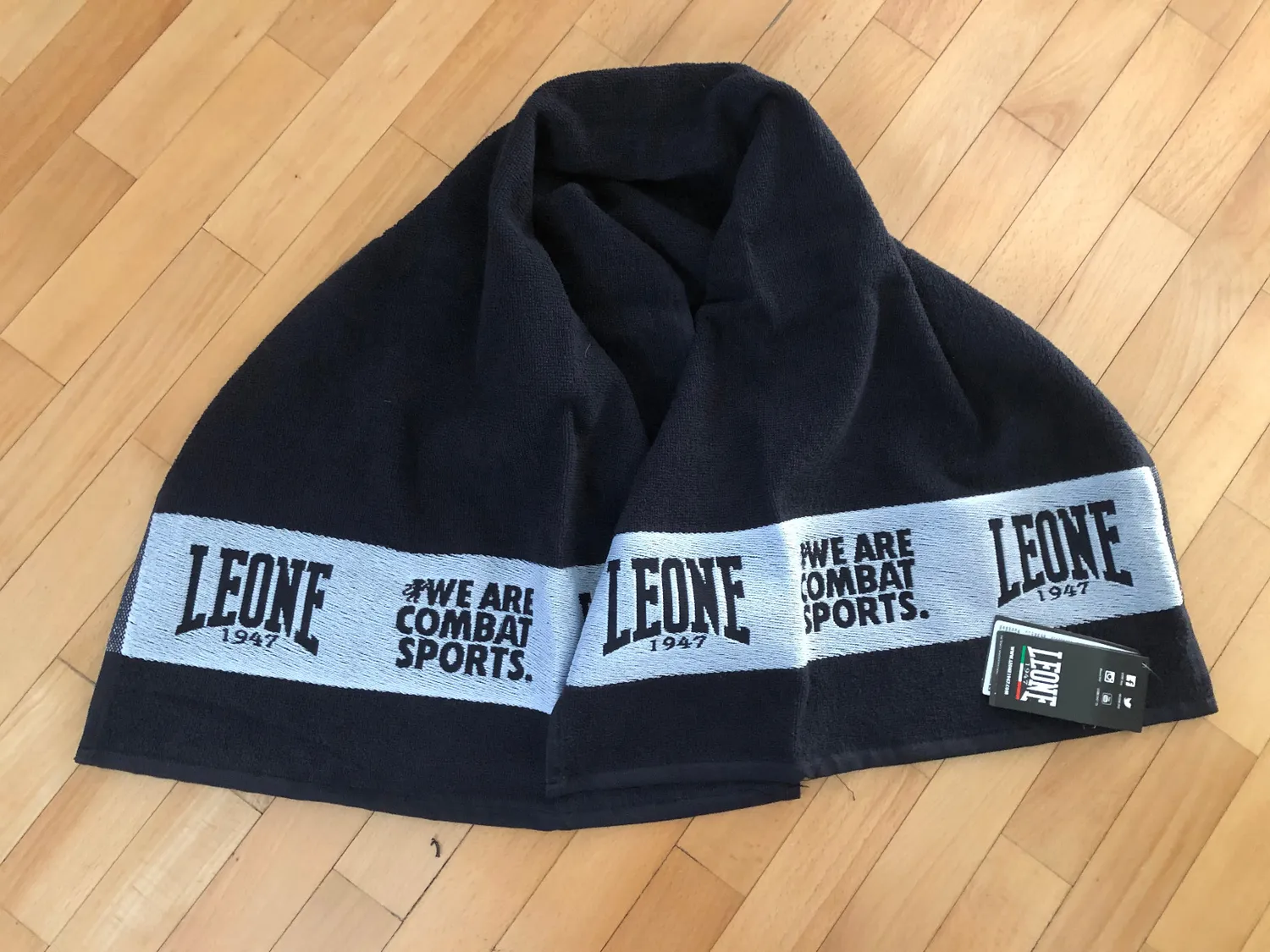 Leone 1947 AC915 telo panca nero in spugna palestra